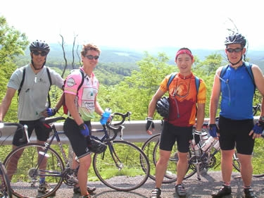 Rajeev, Ryan, Fred, and Travis pose atop a recently
climbed Appalachian.