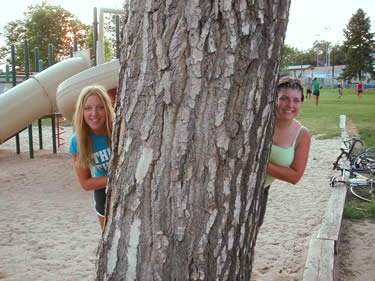 ...and Sarah and Ashley R. take cover.