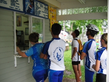 We were treated to ice cream just outside of Chicago - just the thing on a hot day!