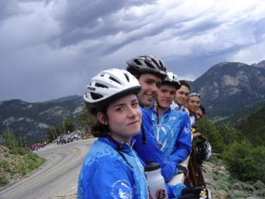 Katie, Dan, Dewey, Brian, Will, and Funkle enjoy a water break.