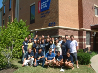 Group picture at the St. Louis Hope Lodge