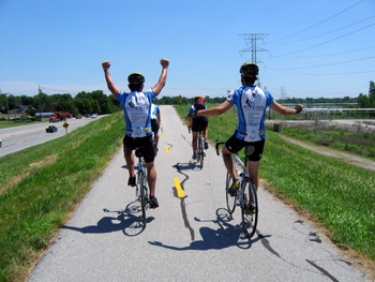 Bike-trailing it to St. Louis.