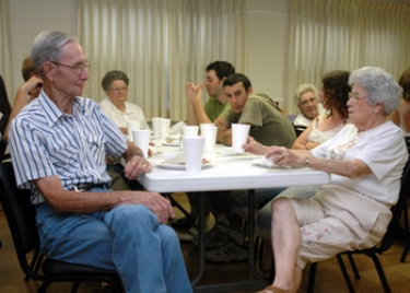 During dinner, we met this adorable couple who's been married for 60 years!