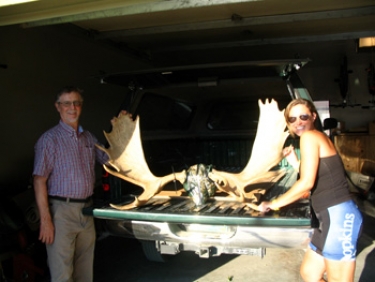 clare and emma's yuma hosts showed them moose antlers